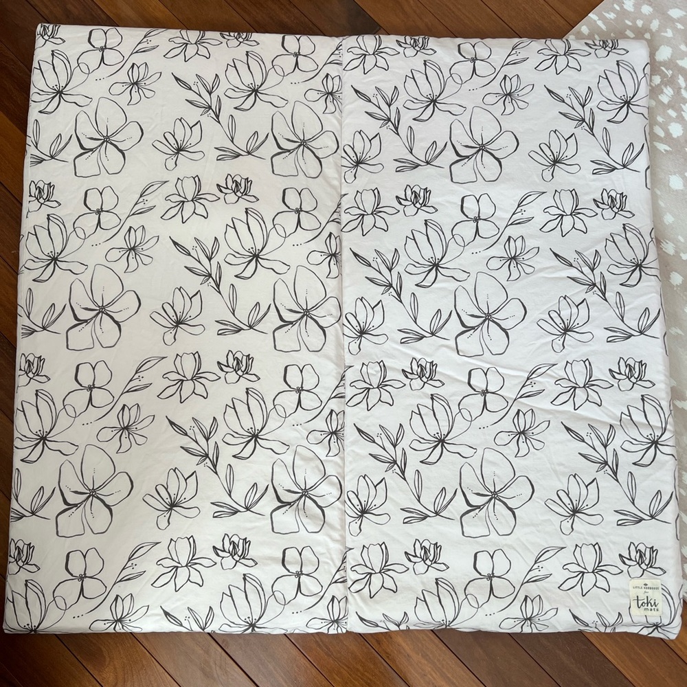 Standard Organic Toki Mat in Wildflower